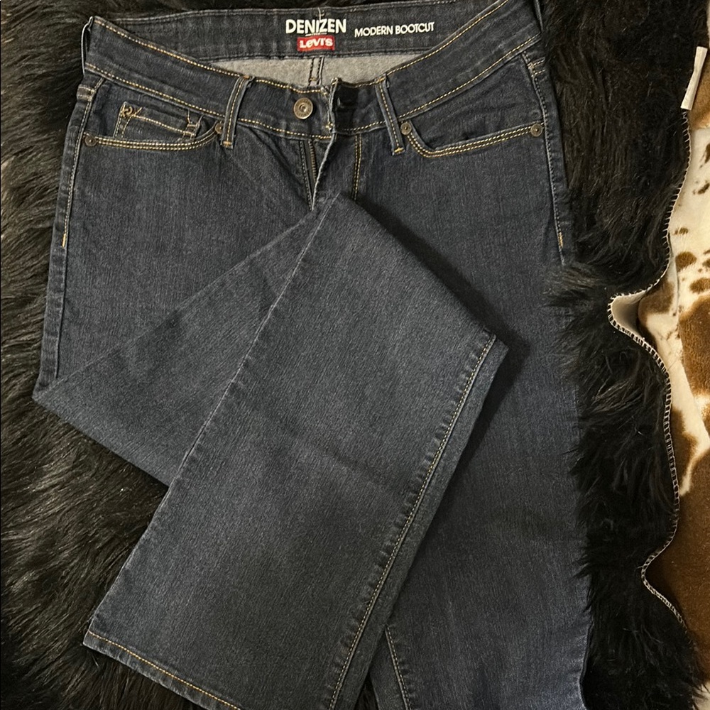 NWOT Denizens Bootcut Dark Wash Jeans 6L